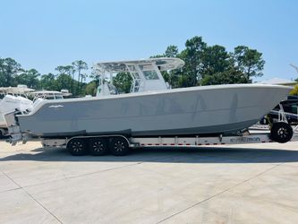 35' Invincible 2022 Yacht For Sale
